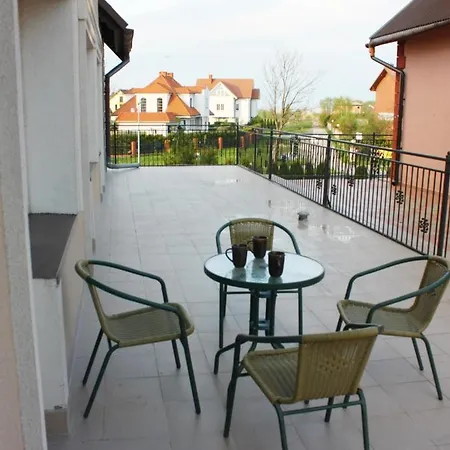 Mister 3* מיילנו