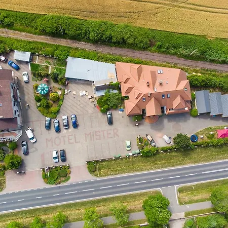 Mister 3* ميلنو